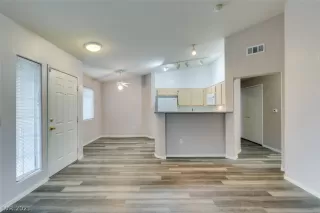 Photo #1: 2354582 Listing