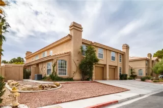 Photo #1: 2354594 Listing