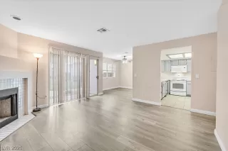 Photo #6: 2354636 Listing 