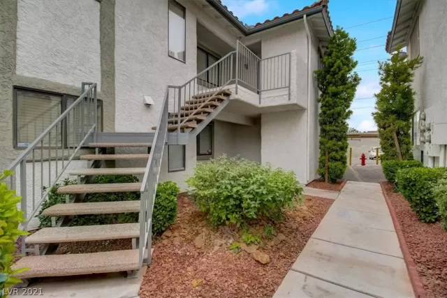 MLS: 2354640 Condo For Sale