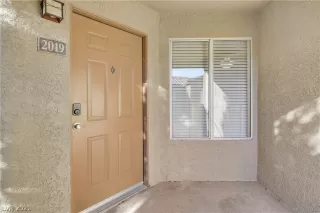 Photo #3: 2354671 Listing 