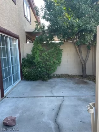 Photo #1: 2354683 Listing 