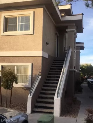 Photo #1: 2354695 Listing