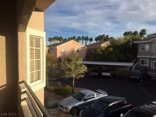 Photo #4: 2354695 Listing