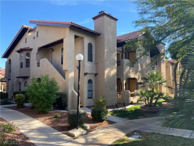 MLS: 2354712 Condo For Sale