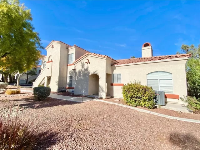 MLS: 2354713 Condo For Sale