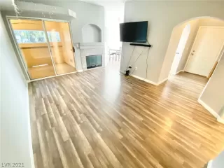 Photo #2: 2354713 Listing 