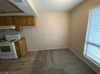 Photo #6: 2354722 Listing 