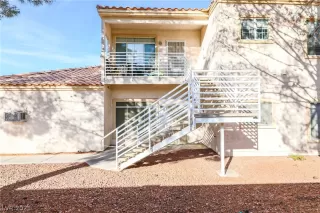 Photo #1: 2354737 Listing