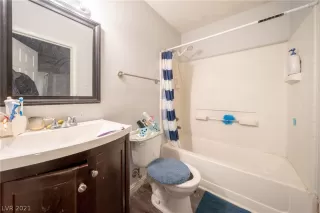 Photo #5: 2354817 Listing 