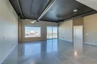 Photo #1: 2354849 Listing