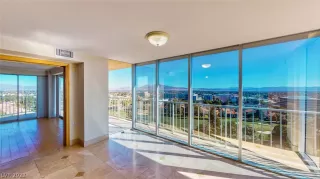 Photo #2: 2354851 Listing 