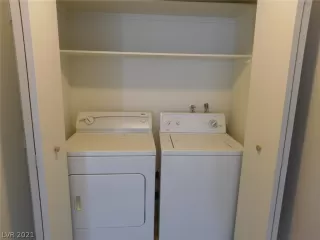 Photo #3: 2354884 Listing 