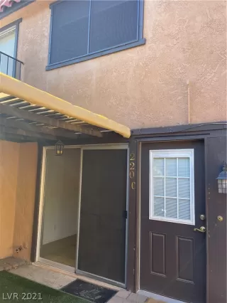 Photo #1: 2354893 Listing 