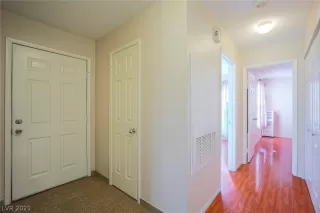 Photo #4: 2354911 Listing 