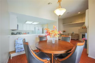 Photo #5: 2354911 Listing 