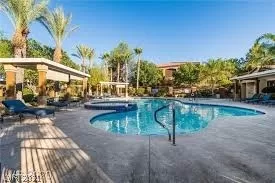 Photo #2: 2354959 Listing 