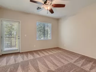 Photo #5: 2354968 Listing 