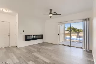 Photo #4: 2354975 Listing 