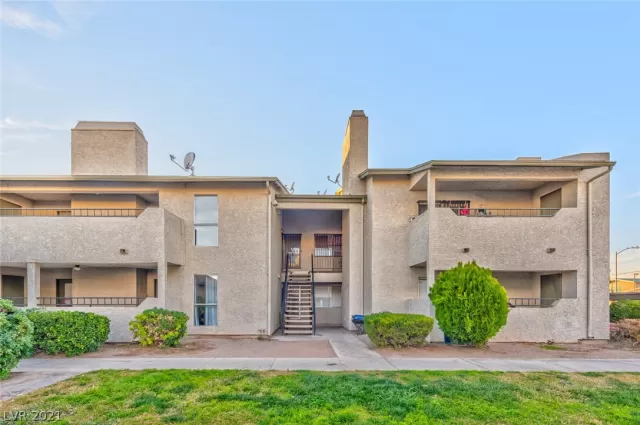 MLS: 2354978 Condo For Sale