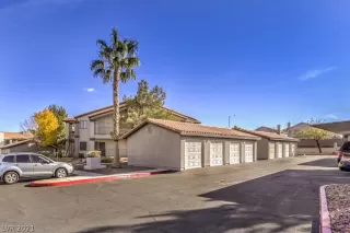 Photo #1: 2354990 Listing