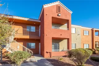 Photo #1: 2355010 Listing 