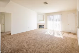 Photo #4: 2355010 Listing 