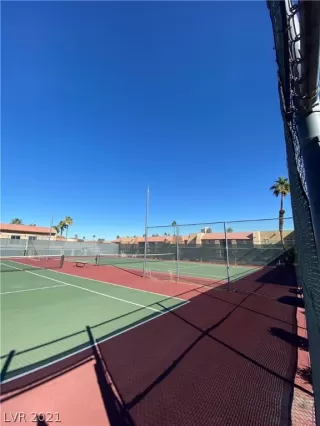 Photo #6: 2355056 Listing