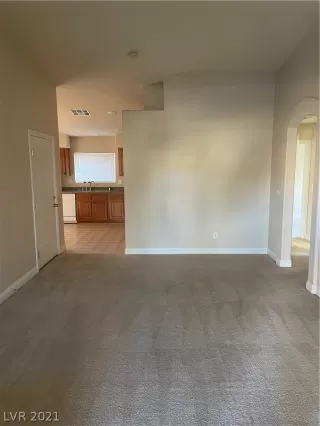 Photo #5: 2355078 Listing 