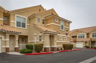 Photo #2: 2355094 Listing 