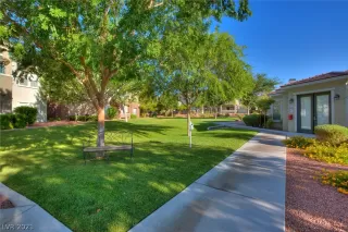 Photo #2: 2355117 Listing 