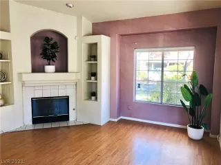 Photo #1: 2355138 Listing