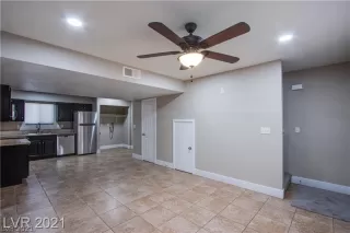 Photo #6: 2355144 Listing 