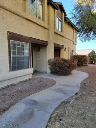 Photo #1: 2355151 Listing