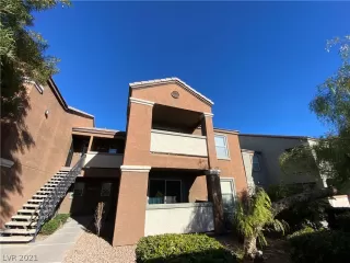 Photo #2: 2355158 Listing