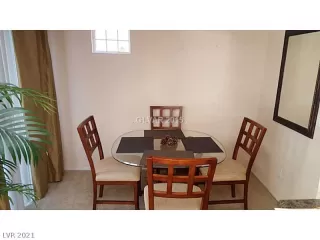 Photo #5: 2355162 Listing 