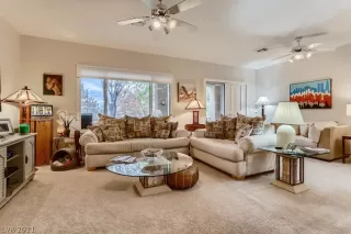 Photo #4: 2355199 Listing 