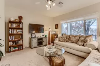 Photo #6: 2355199 Listing 