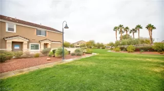 Photo #5: 2355261 Listing 