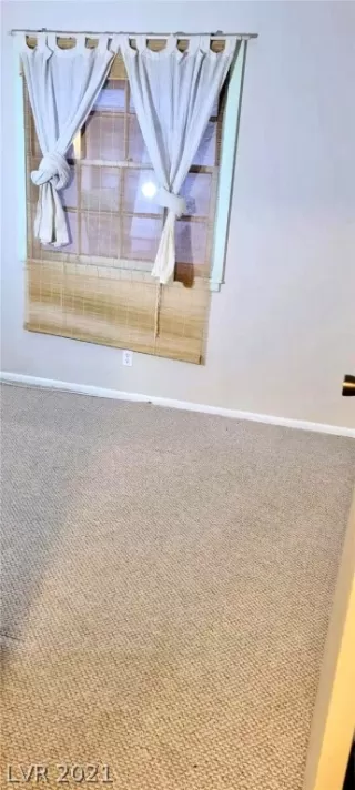 Photo #5: 2355285 Listing 