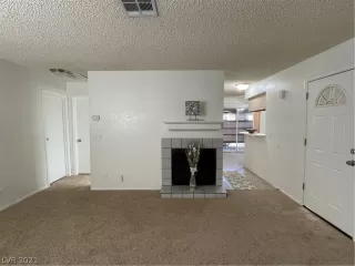 Photo #6: 2355306 Listing 