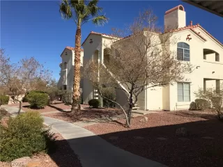 Photo #1: 2355340 Listing