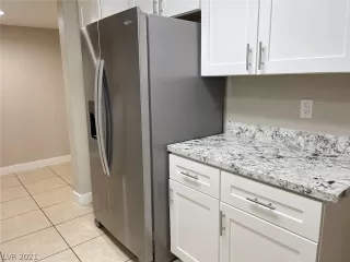 Photo #3: 2355353 Listing 
