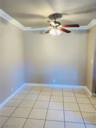 Photo #6: 2355377 Listing