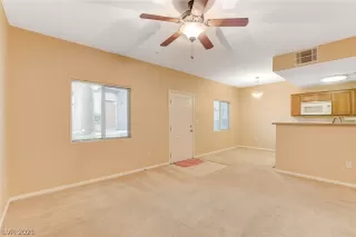 Photo #4: 2355388 Listing