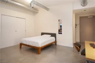 Photo #4: 2355414 Listing 