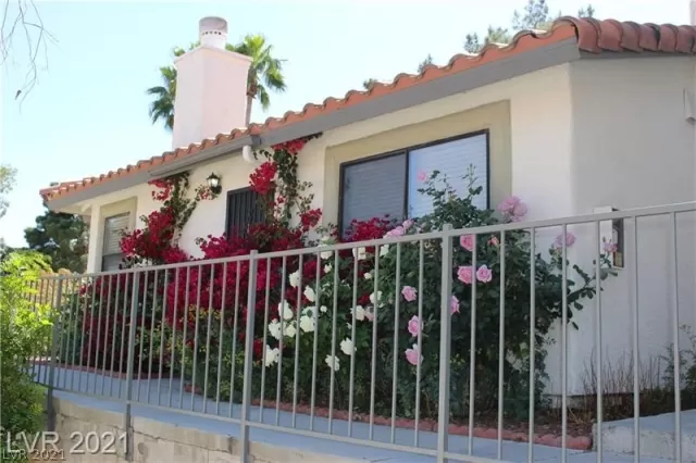 MLS: 2355423 Condo For Sale