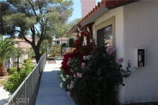 Photo #2: 2355423 Listing 