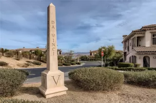 Photo #1: 2355442 Listing 