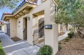 Photo #2: 2355442 Listing 